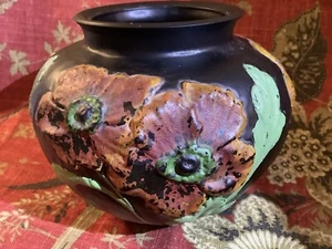 MCCourt Studio, Black Glass Vase W/Red, Orange Coralene Poppy Flowers 5-1/2" - Picture 1 of 3
