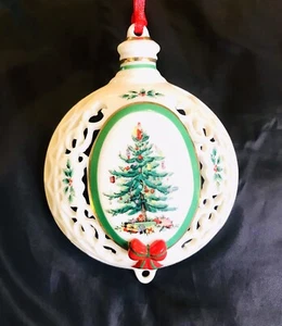 VINTAGE Spode Christmas Tree Fine Bone China England Filigree Lace Ornament 3.5" - Picture 1 of 6
