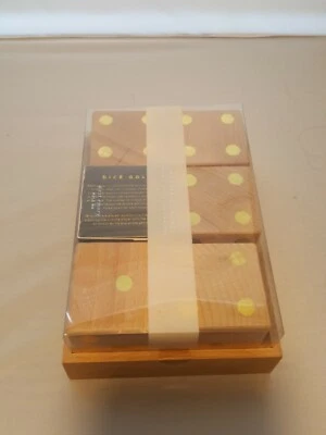 Wooden dice set - Image 1 of 2