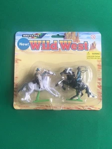 Britains 17551 Wild West Mounted Cowboys Bubble Pack - Picture 1 of 2