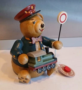 Hubrig Volkskunst Erzgebirge Teddy Schaffner - Eisenbahner - 8cm Hubiduu - Bild 1 von 3