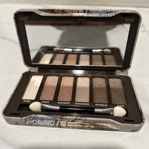 Paleta Fennel Eye Showdown de USHAS Cosmetics #ES4034, estuche de metal y espejo de 6,6 g - Imagen 1 de 3