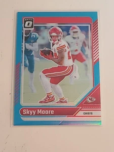 2024 Panini Donruss Optic Skyy Moore #96 Aqua Prizm /299 Chiefs - Bild 1 von 2