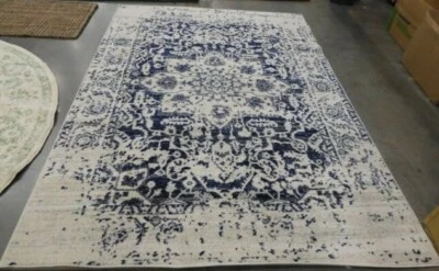 Tapete com defeito CREME/MARINHO 6'-7" X 9'-2" preço reduzido 1172604393 MAD603D-6 - Imagem 1 de 4