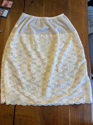 复古 Christian Dior 半懒人花边双层面霜 20 世纪 60 年代手写标签 — 第 1/4 张图片