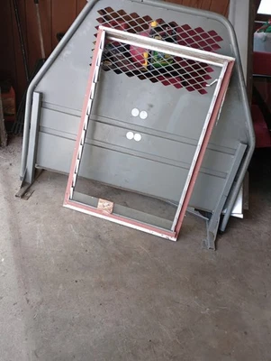 Janela residencial móvel antiga S - Imagem 1 de 2