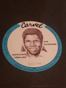 1975 CARVEL BASKETBALL DISC BOB DANDRIDGE MILWAUKEE BUCKS MINT BLUE - Picture 1 of 2