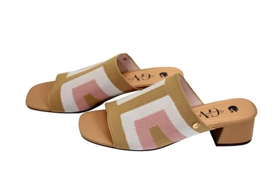 Sandálias femininas Gloria Vanderbilt Dolly tamanho 9 salto rosa bronzeado biqueira quadrada - Imagem 1 de 4