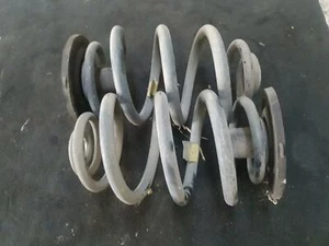 HOLDEN COMMODORE REAR COIL SPRING VY1-VZ, SEDAN, 10/02-12/06 02 03 04 05 06 - Picture 1 of 4