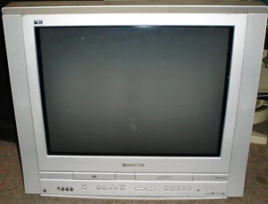 Vintage Panasonic 27" TV VHS DVD Combo PV-DF2704 Retro Gaming no remote - Picture 1 of 3