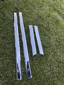 06-10 Jeep Commander Exterior Door Trim Driver Passenger Molding Set Chrome - Picture 1 of 13