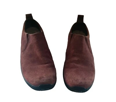 Mocasines sin cordones de gamuza UGG Australia para mujer talla 9 marrón 5439 Foto 1 de 4