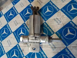 Mercedes Benz Ponton W120 Fuel through filter TOP - Picture 1 of 3