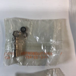 Lote de 6 conectores Amphenol 74868 554-83/646 - Imagen 1 de 2