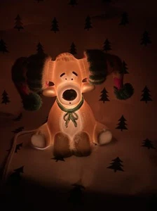 Vintage Christmas Around The World Lighted Reindeer Works - Picture 1 of 10