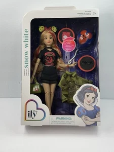 Bambola Disney Biancaneve ily 4EVER con confezione vestiti moda e accessori NUOVA - Foto 1 di 8