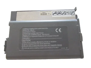 Compaq 382779-001 Internal Laptop 3.5" Floppy Disk Drive - Picture 1 of 3