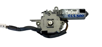 06-11 Mercedes-Benz CLS500 Front Sunroof Moonroof Motor OEM 2038203142 Webasto - Image 1 of 4