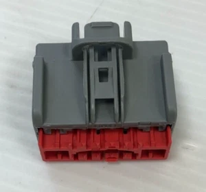 Original Jaguar/Land Rover/Range Rover Stecker YPC910190 - Bild 1 von 3