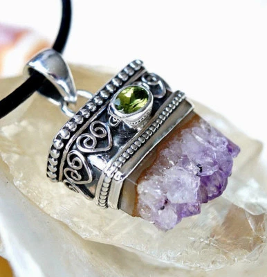 Eckig Massiv Silber Kettenanhänger 3,5 cm Amethyst Druse Peridot Grün Verspielt - Bild 1 von 4