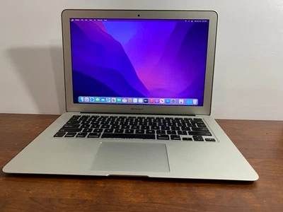 Excelente Laptop Apple 13” MacBook Air 2017, 8 GB, 250 SSD WOW Foto 1 de 4