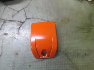 Cubierta de acceso de bujía recortadora de cuerda Stihl FS91R 4180 084 1600 OEM - Imagen 1 de 2