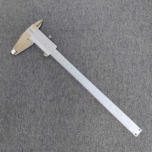 Mitutoyo Vernier Caliper 0-200mm 0.05mm Metric - inside, outside and depth - Bild 1 von 6