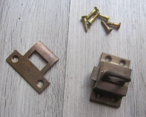 cabinet - window latch vintage brass heavy duty ring type - Picture 1 of 6