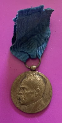 POLONIA 1918-1928 MEDALLA J. PELSUTSKY EN EL DÉCIMO ANIVERSARIO EN CINTA. Foto 1 de 2