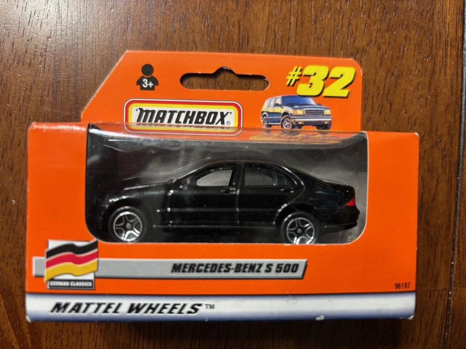 1999 Matchbox Mercedes-Benz S 500 #32 черный - Изображение 1 из 1