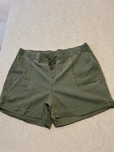 LANE BRYANT Green Pull On Shorts Size 18/20 Casual Lightweight - Picture 1 of 3