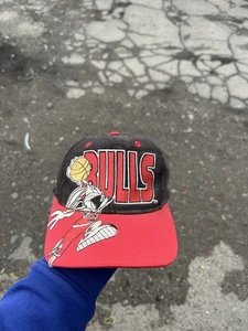 Gorra vintage años 90 Chicago Bulls Bugs Bunny SnapBack descolorida Y2K - Imagen 1 de 10