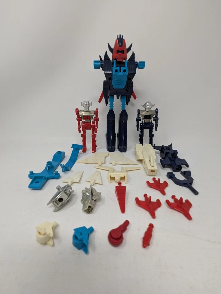Lote de piezas Micronauts Giant Acroyear incompleto 1977 Mego Foto 1 de 4