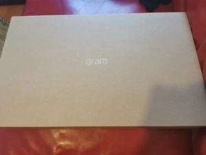 LG gram (17Z90R-K.AD7AA1) 17" Laptop - 2TB|16GB|5Gz|13thGenCorei7|Win11|UK|Wrnty - Picture 1 of 4