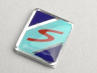 654821 OEM переднее крыло «S» наклейка значок эмблема герб этикетка Vespa GTS S50 150 - Изображение 1 из 4