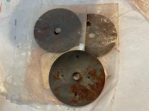 1965-2004 Corvette Hood insulator button RETAINERS NEW - Picture 1 of 1