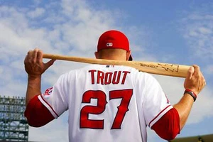 Mike Trout 27 LA Angels Art Wall Indoor Room Outdoor Poster - POSTER 20x30 - Photo 1 sur 4