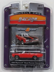 Greenlight Muscle Car Garage 1969 Plymouth Road Runner Convertible - Picture 1 of 1