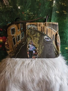 Tote Bag Bueno Venice Scene with faux gem detail - Picture 1 of 3