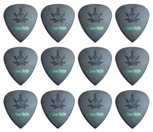 Pickboy Modulous GP33R-075/S, 0,75mm Plektren Carbon Graphite, 12 Stück - Bild 1 von 3