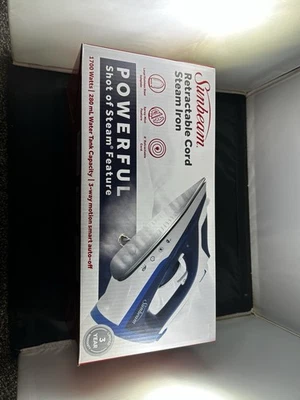 Plancha de vapor Sunbeam 1700W con cable retráctil y función de disparo de vapor Foto 1 de 4