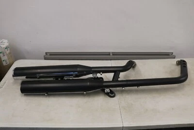 Sistema de escape completo Harley Davidson Street Bob OEM 64900460 65500064 - Imagen 1 de 4