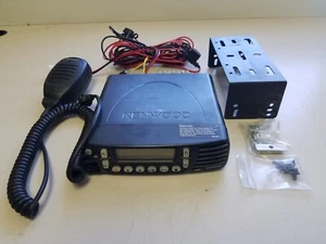 Kenwood TK8180-K UHF Mobile Radio w/ Mic, Bracket, Power Cable - Picture 1 of 6