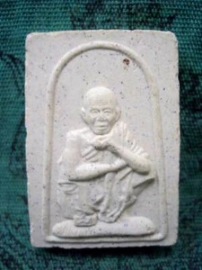 Phra Somdej LP Koon Talismán Wat Ban Rai Templo Buda Tailandés Amuleto - Imagen 1 de 5