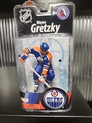 Figura McFarlane Wayne Gretzky - Blue Jersey Edmonton Oilers - Serie 27 (2010) Foto 1 de 4