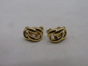 Napier goldfarbene Kette Design Halb Creolen Clip auf Ohrringe 0,75 x 0,5" #5B - Bild 1 von 5