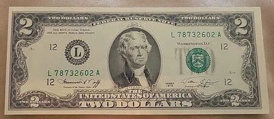 1976 2 Dollar Bill L Series- VERY RARE Almost Mint Condition #L78732602A  - Image 1 of 4