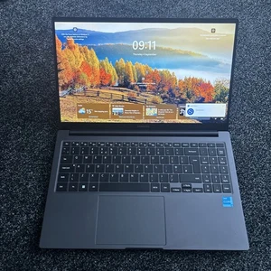 SAMSUNG Galaxy Book3 15.6" (256GB SSD, Intel Core i5, 8GB RAM) Laptop - Graphite - Picture 1 of 3