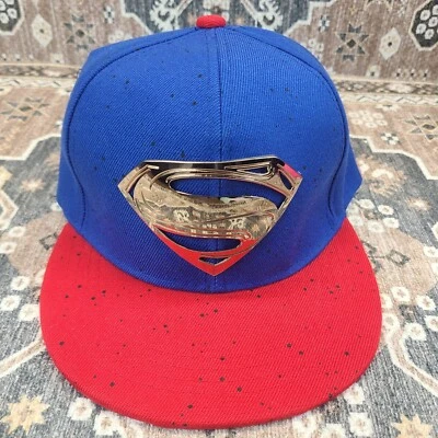 Кепка бейсболка Superman DC Comics плоская регулируемая с золотым логотипом - Изображение 1 из 4