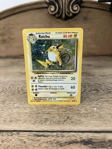 Raichu 14/102 Holo Rare Unlimited Base Set 1999 Wizards Pokémon Card - Picture 1 of 2